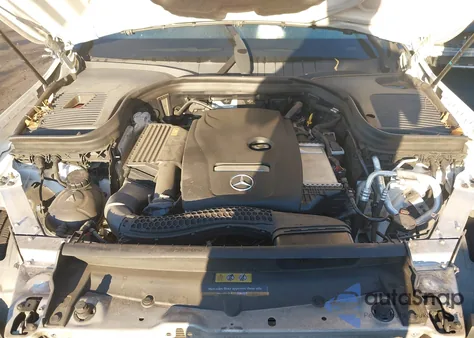 2018 Mercedes-Benz Glc 300 from USA, damaged, VIN WDC0G4JB6JF437965